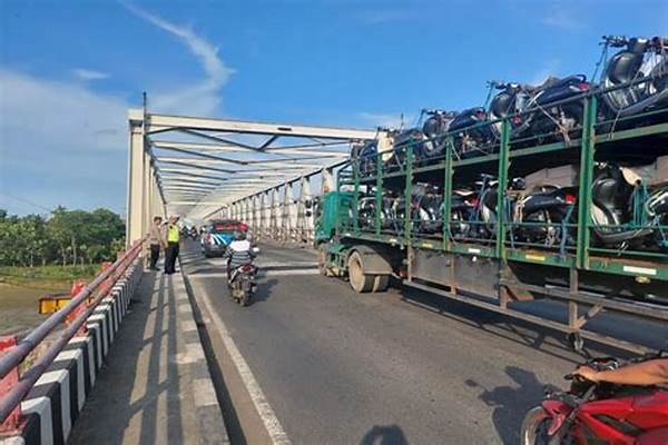 Upt Polres Buleleng Intensifkan Patroli Di Jalan Lintas Utama Demi Ketertiban Publik
