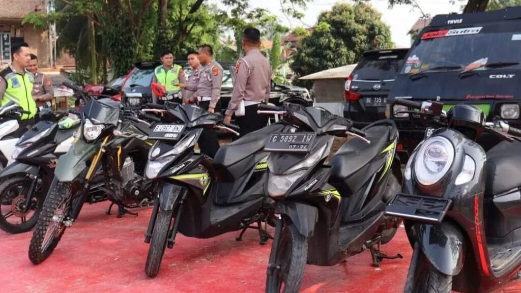 penyelundupan motor curian