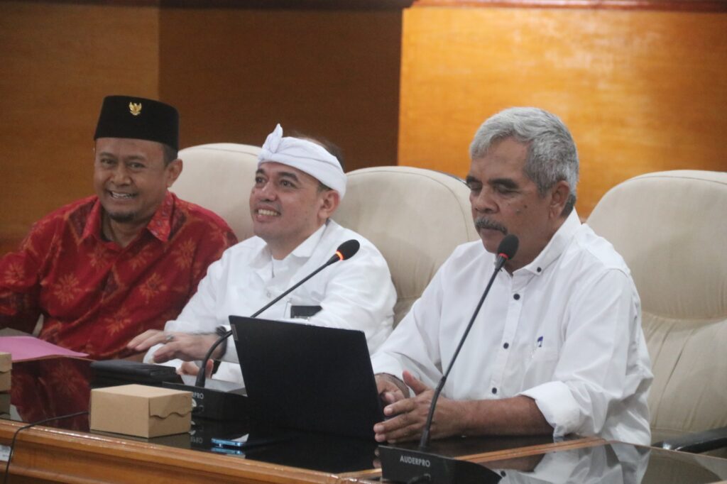 Moderasi Beragama