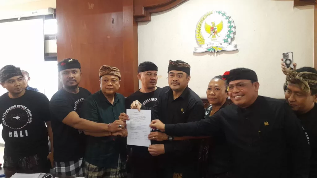 driver pariwisata freelance